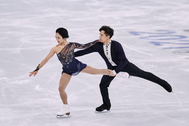 开云体育下载-世锦赛“葱桶”回归暂列第二 彭程金杨遭遇“小意外”